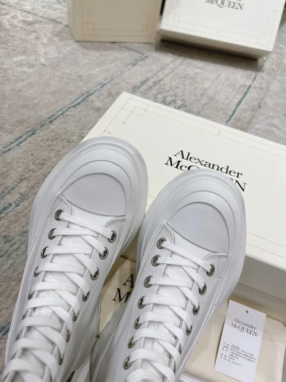 Alexander McQueen Shoe 